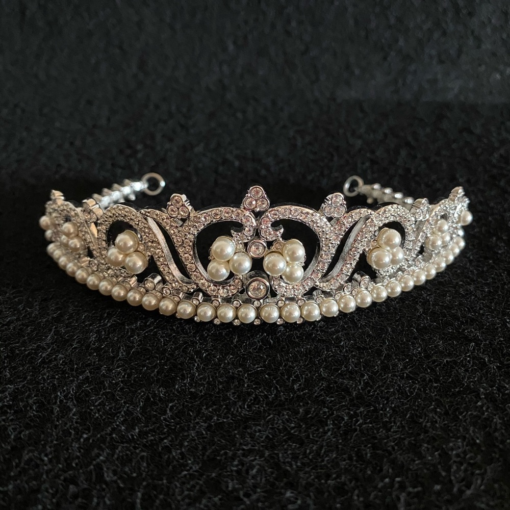 NWT Swarovski crystal tiara